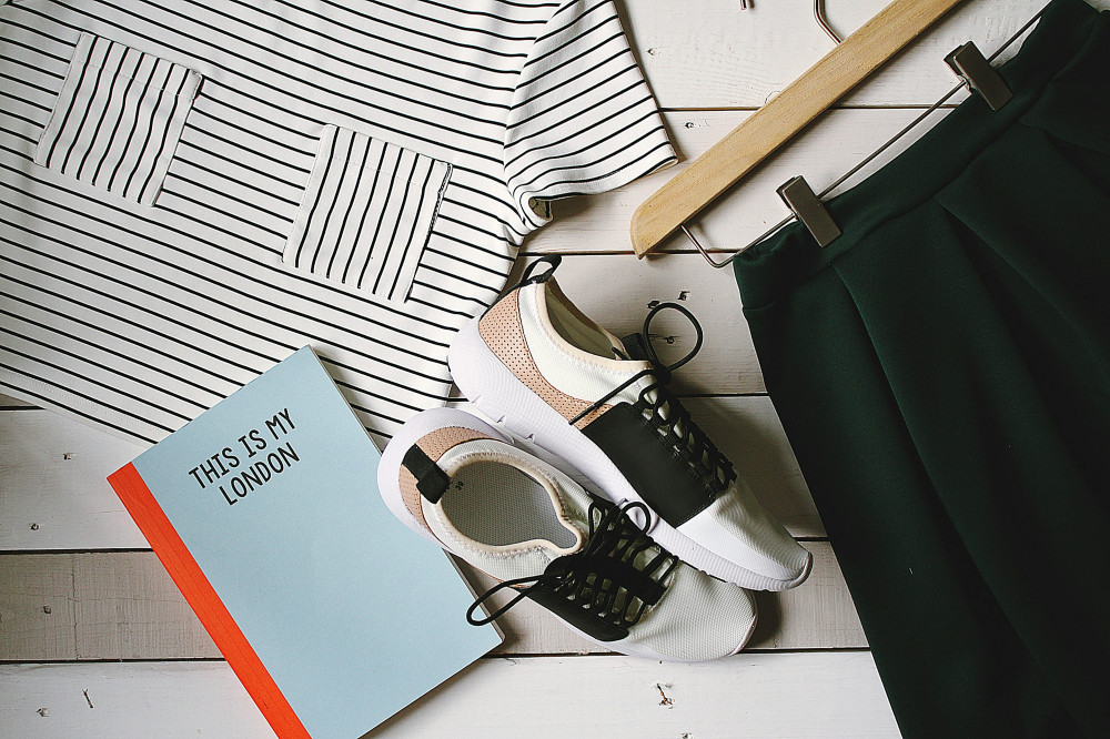 'Observing Mode Shifts in Modern Fashion Trends'